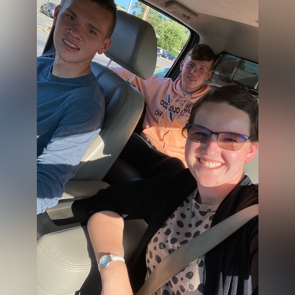 Meet your Posher, Faith - Picture 12 of 16